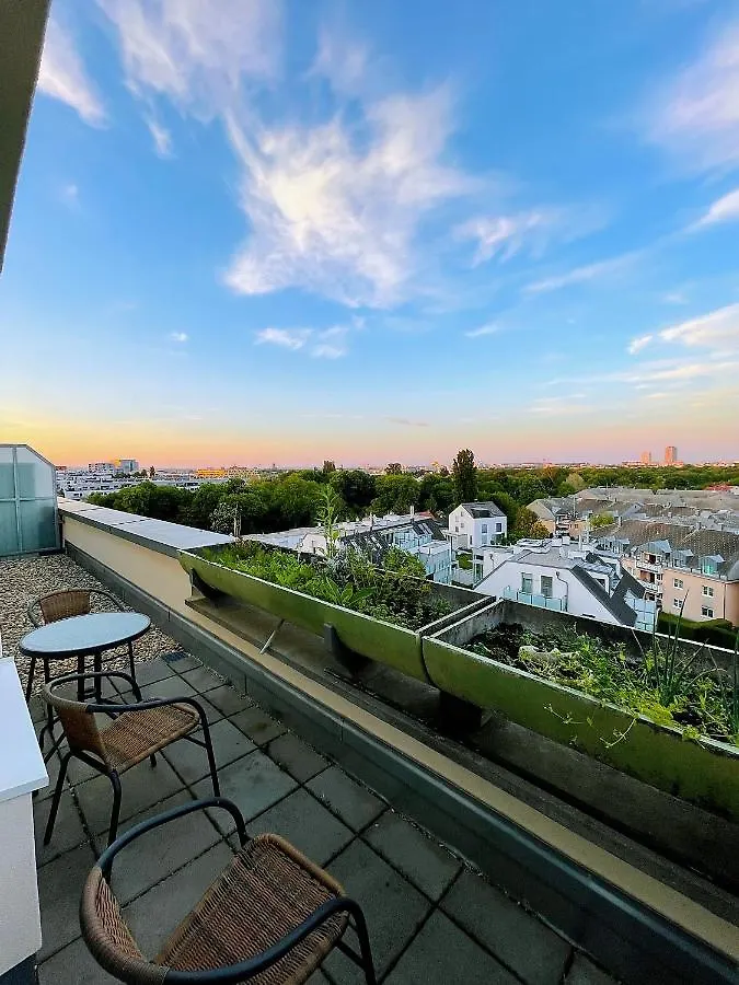 Schone Wohnung Mit Dachterrasse Vienna Apartment