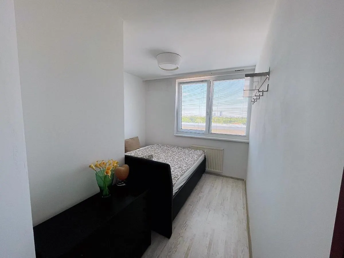 Schone Wohnung Mit Dachterrasse Vienna 0*,